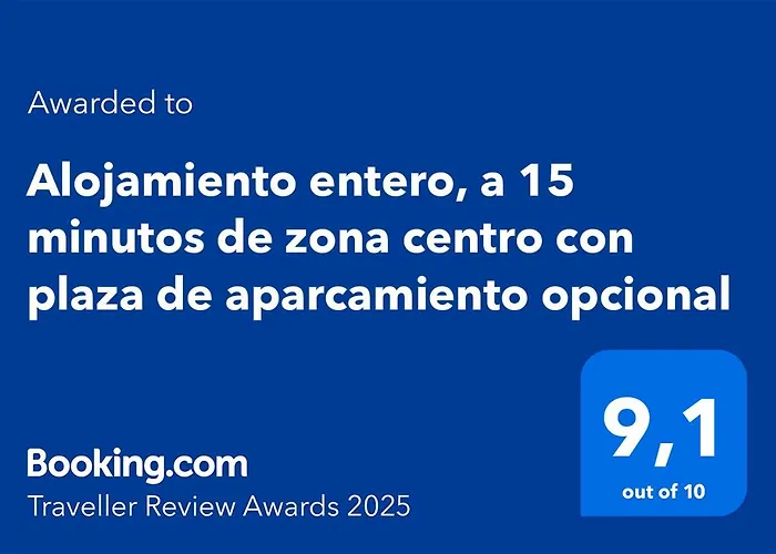Alojamiento Entero, A 15 Minutos De Zona Centro Con Plaza De Aparcamiento Opcional